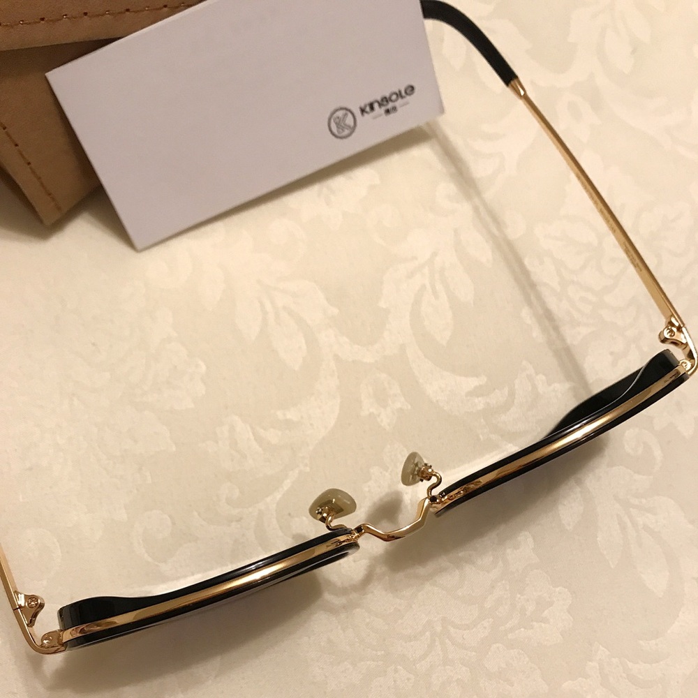 Kinsole Sunglasses - Picture 5 of 5